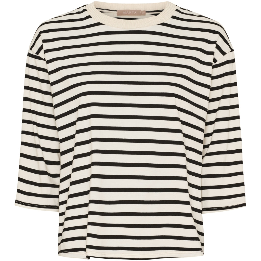 Marta, Beookly Tee
