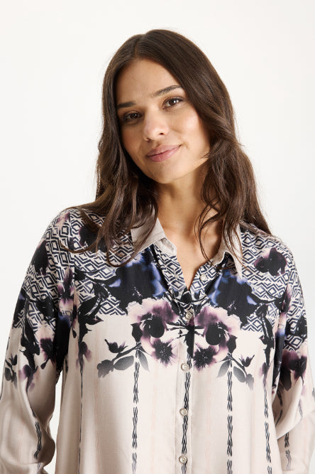 In Front, Sirene Shirt