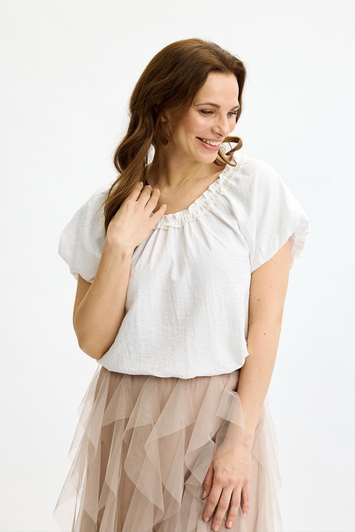 In Front, Filippa Blouse