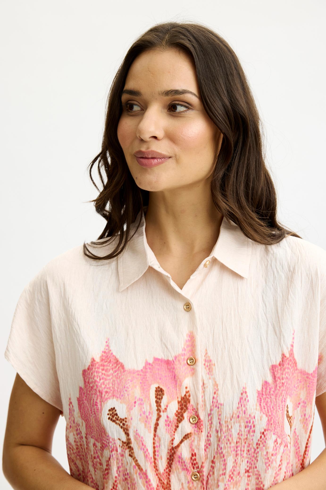 In Front, Monique Shirt