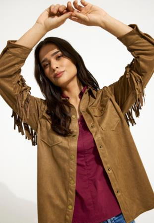 In Front, Jessica Skjorte