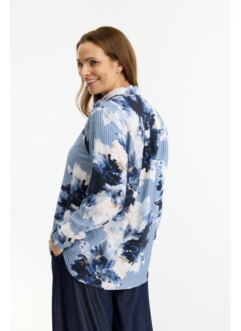 In Front, Ofelia Skjorte