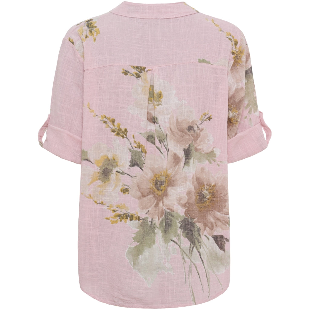 Marta, Nadira Bluse