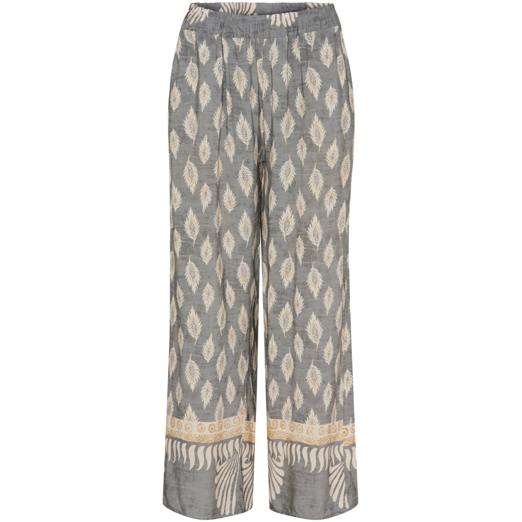 Marta, Grethe Pant