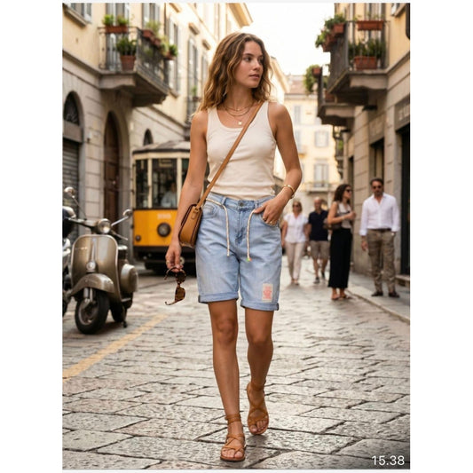 Marta, Chimly Shorts