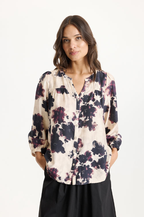In Front, Bonny Shirt