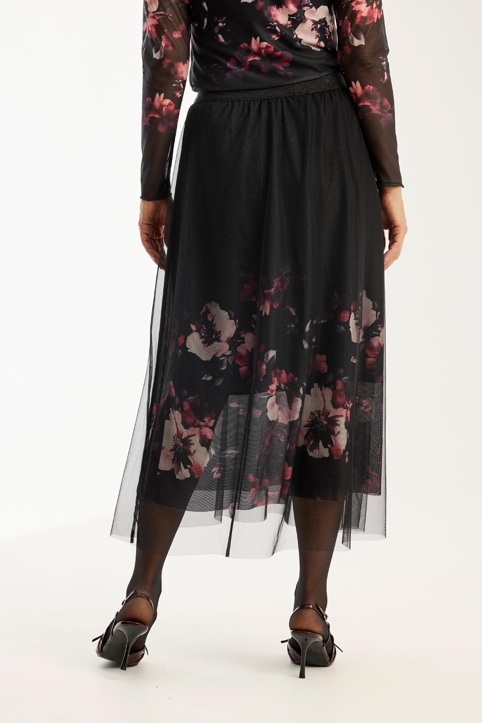 In Front, Rose Skirt