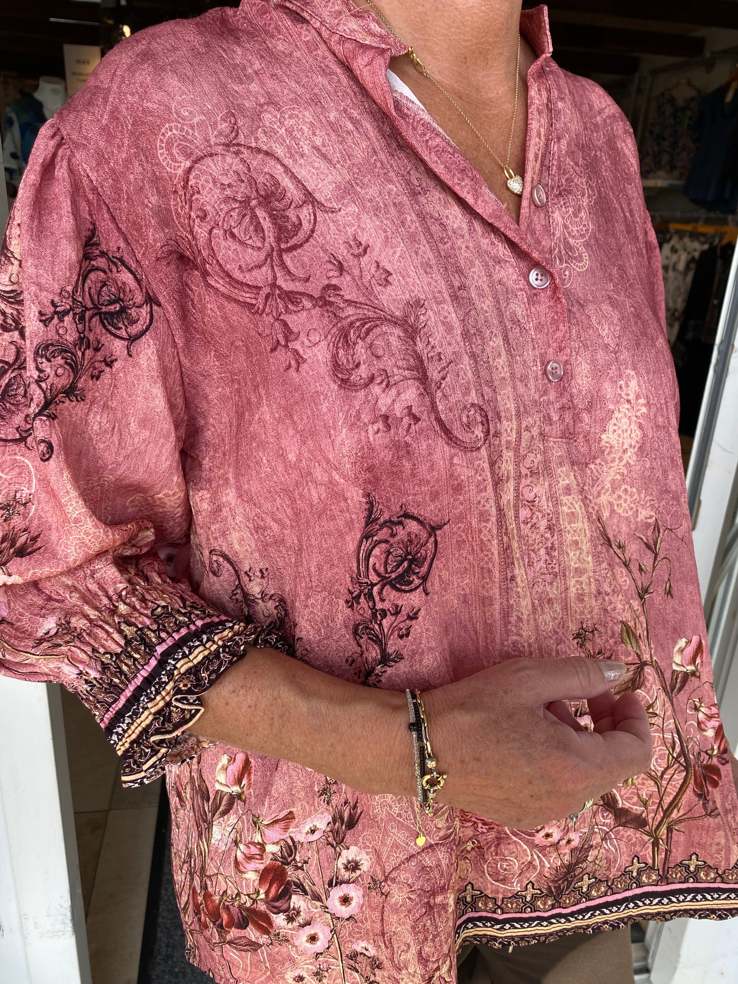 Marta, Melisande Shirt