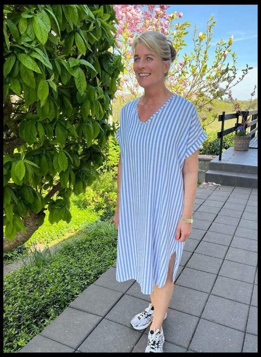 Lisbeth Merrild, Kjole m/ halskæde