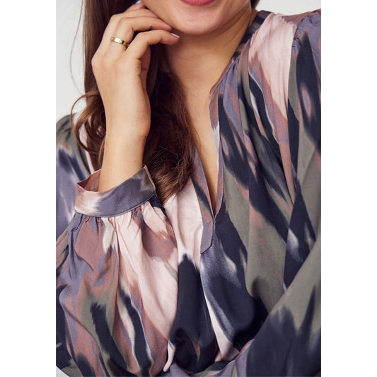 Isay, Asta New Blouse