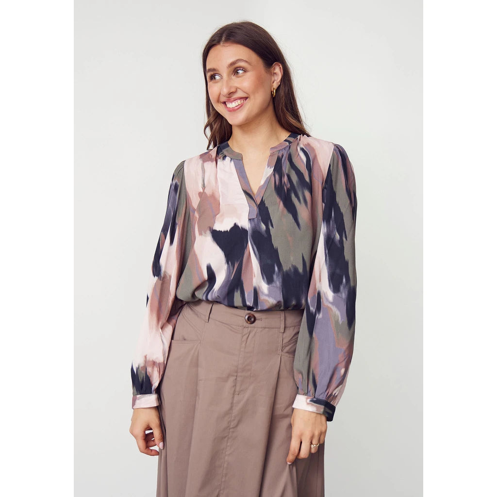 Isay, Asta New Blouse