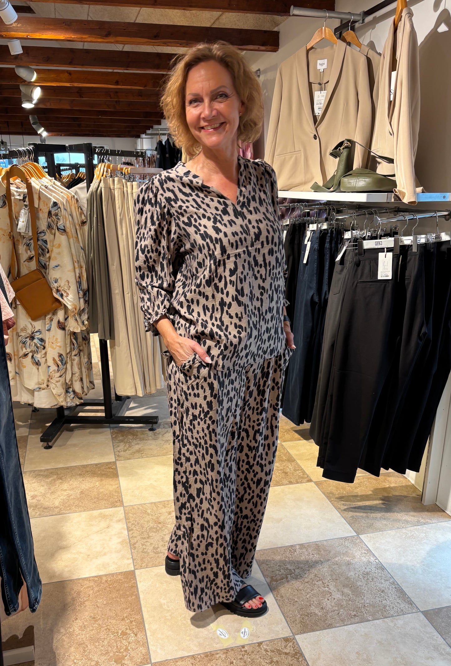 Isay, Ane Smock Pant