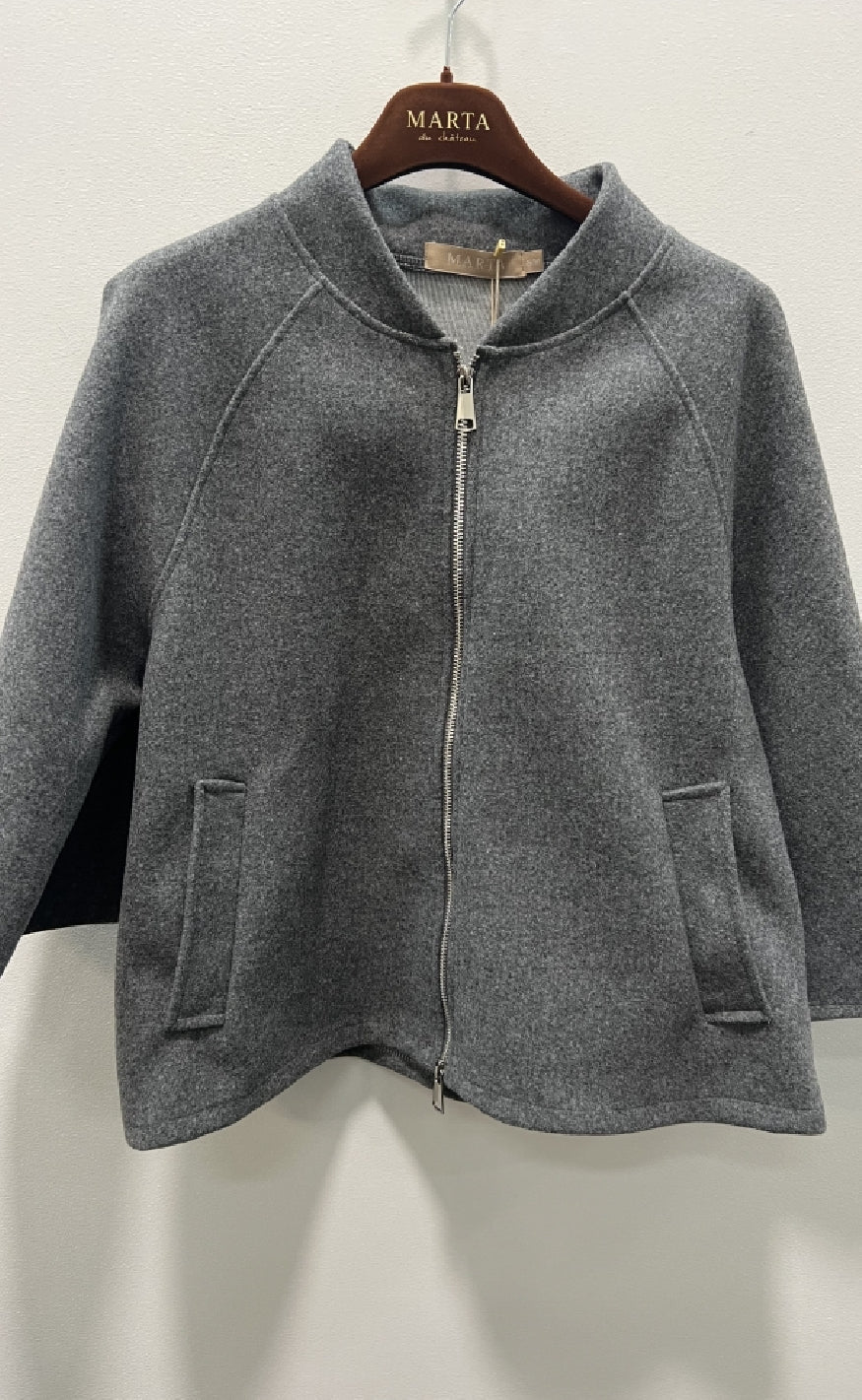 Marta, Pia Jakke. Preeorder. Leveres uge 49