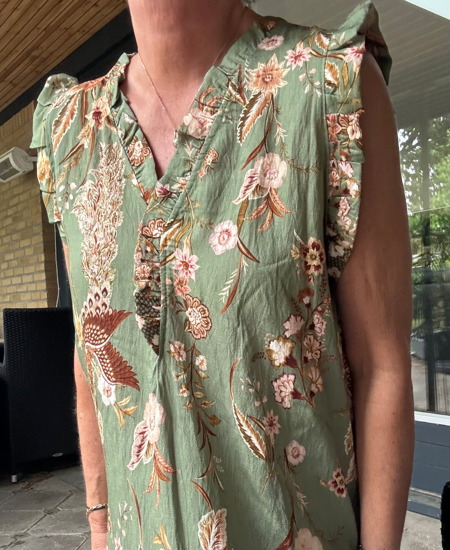 Marta, Vigdis Kjole