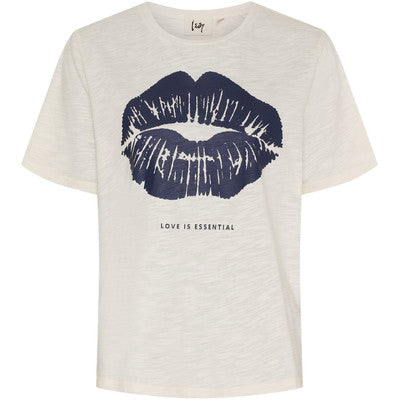 Isay, Kora Lip T-Shirt