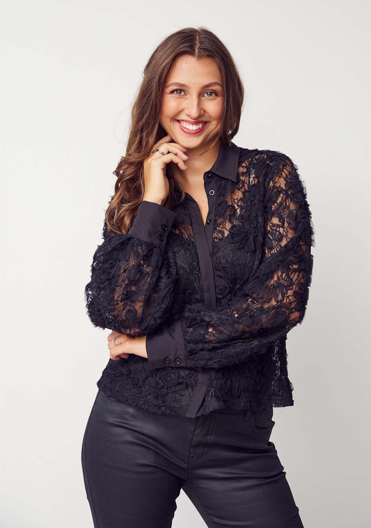 Isay, Kikki skjorte