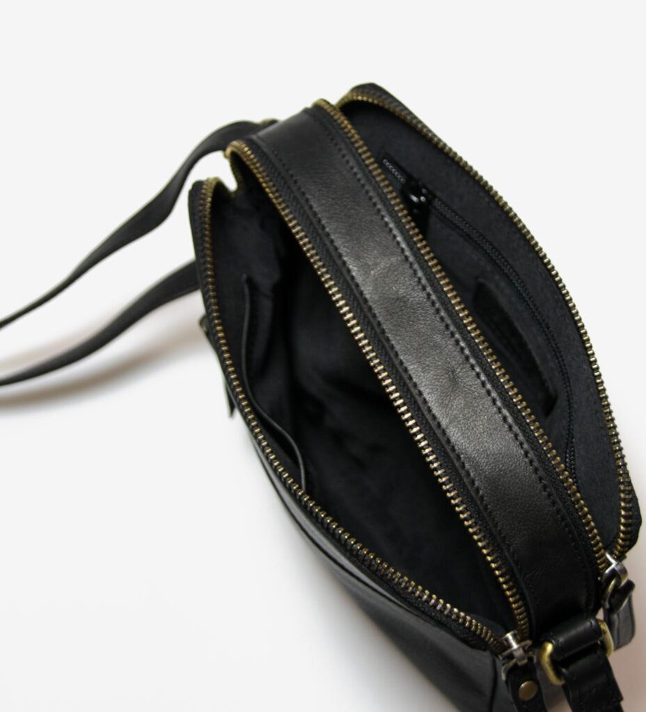 Treats, Vilde Small Crossbody