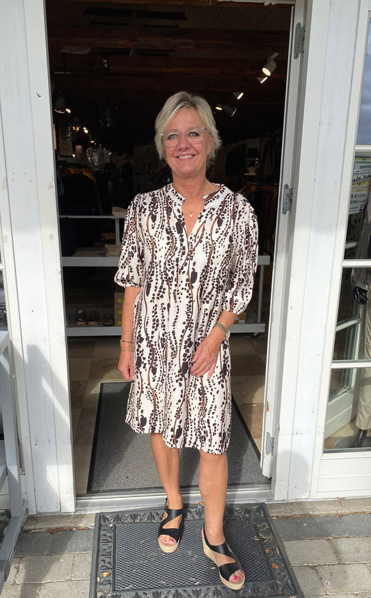 Marta, Goldie Dress, forudbestilling, leveres uge 35. Rosa er på lager
