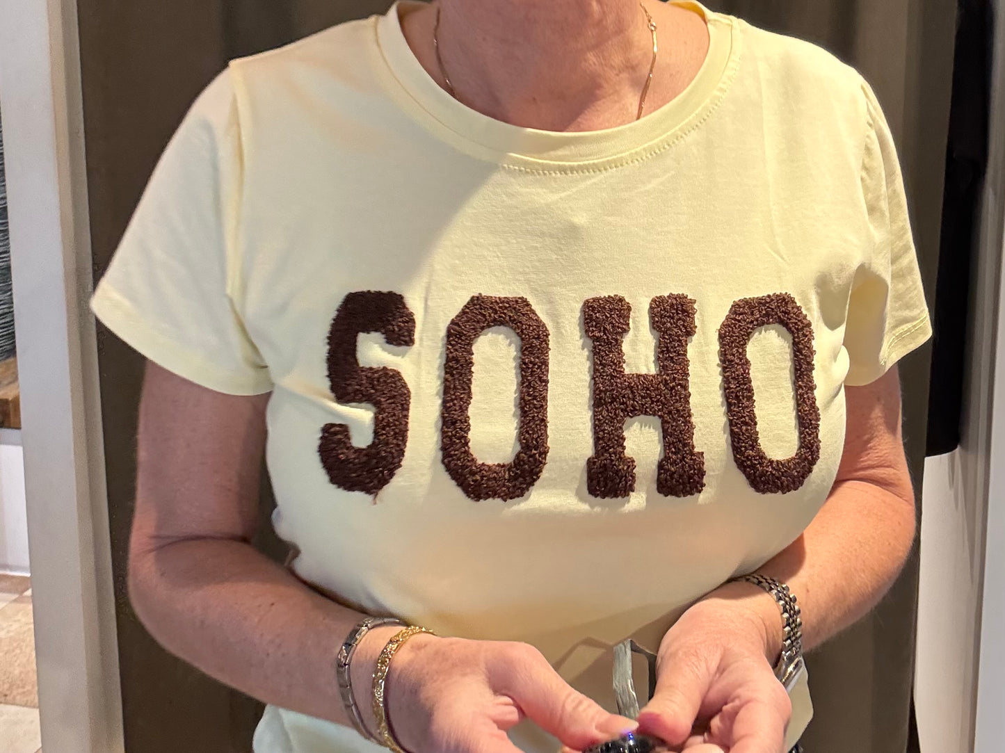 Marta, Herdis T-shirt, Gul/Brun