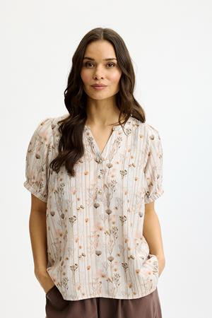 In Front, Liana Bluse